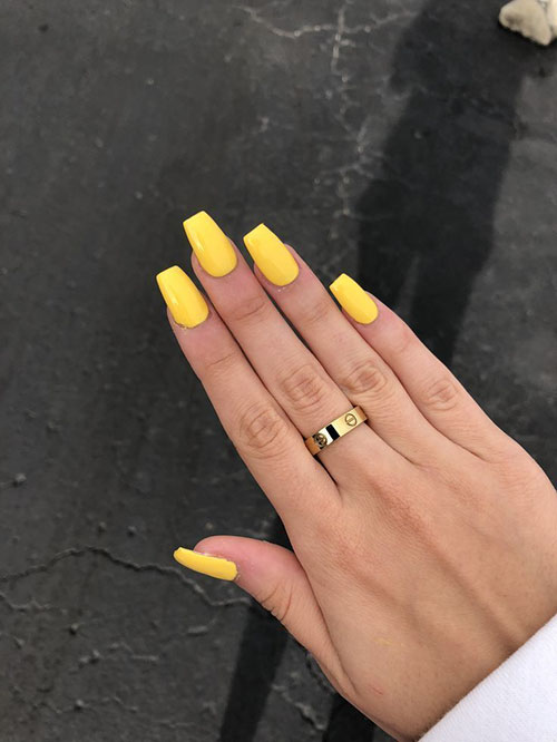 Highlighter Yellow Nails
